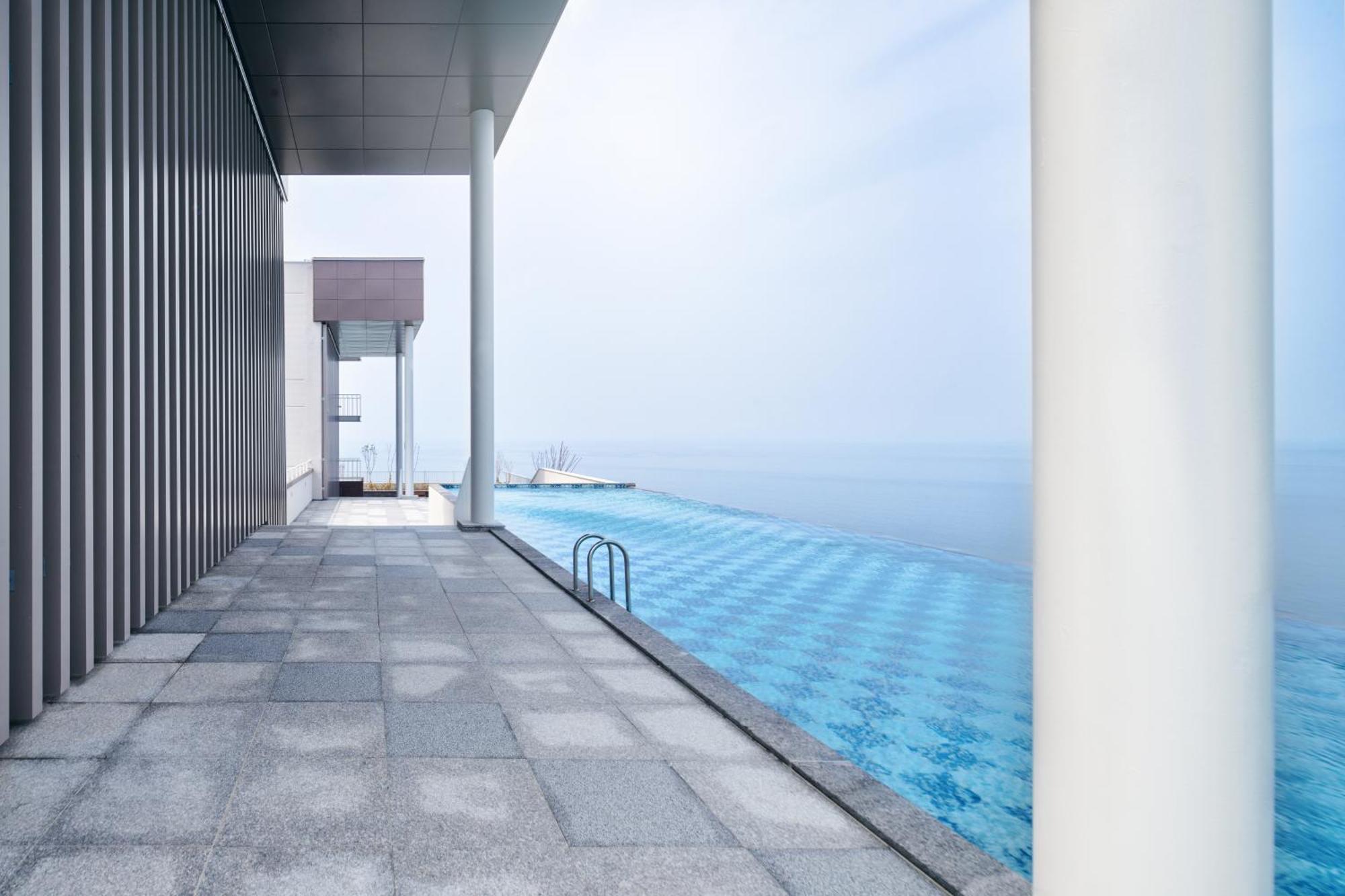 Gangneung Chonpines Ocean Suites Hotel Eksteriør billede