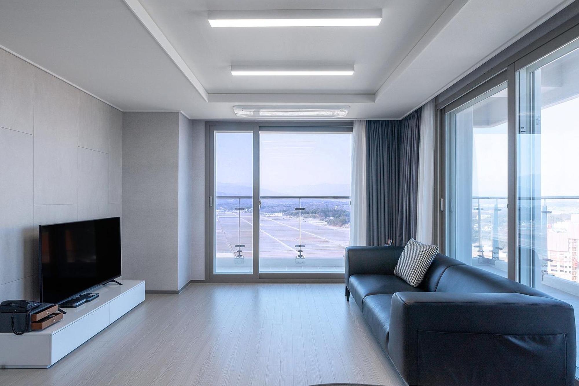 Gangneung Chonpines Ocean Suites Hotel Eksteriør billede